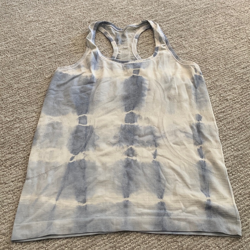 Lululemon tie dye shirt